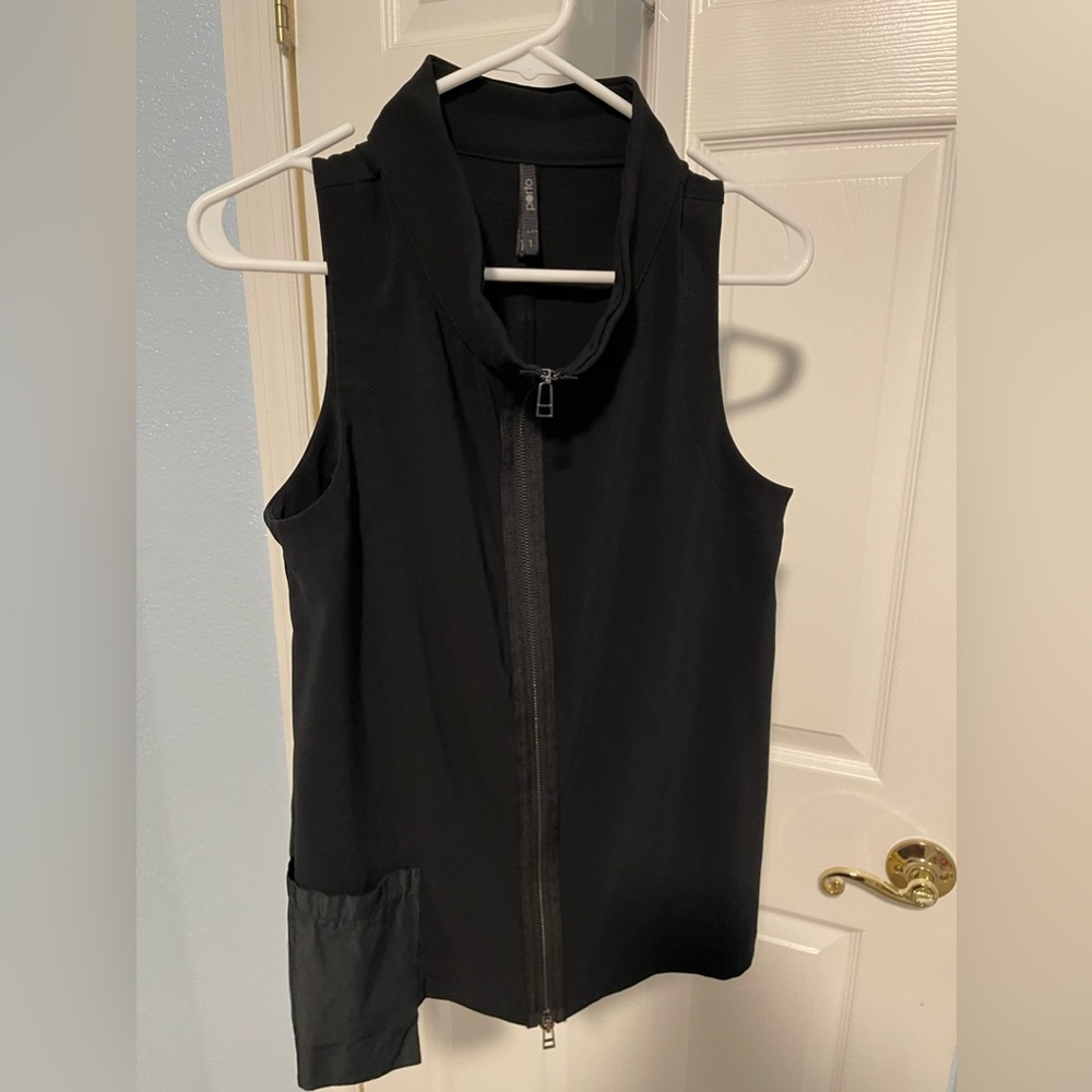 Porto black crepe vest size 1 black